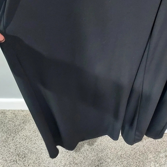 Lane Bryant Black Jumper/Romper Cinch Waist Cap Sleeves in Size 18/20 - 2X - Picture 6 of 12